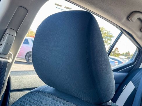 Used 2022 Nissan Versa SV w/ Trunk Package image 50