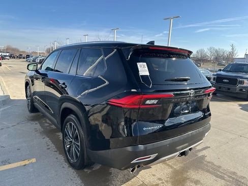 Used 2024 Toyota Grand Highlander MAX Platinum image 5