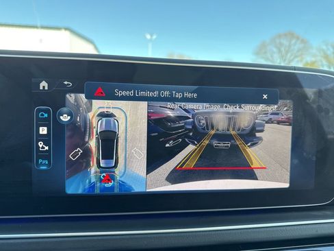 Used 2025 Mercedes-Benz GLE 350 4MATIC image 15