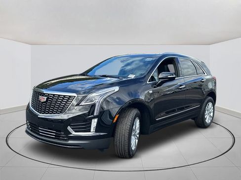 New 2026 Cadillac XT5 Luxury w/ LPO, Floor Liner Package FWD image 10