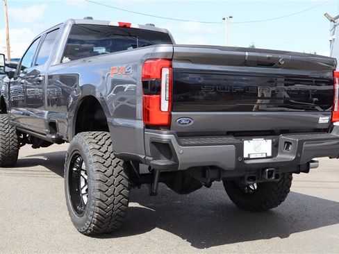 Used 2025 Ford F350 Platinum AWD/4WD image 3