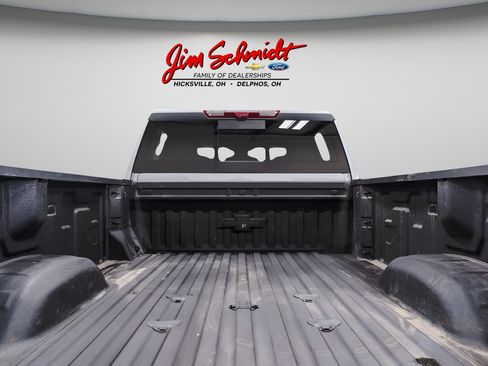 Used 2025 Chevrolet Silverado 3500 High Country w/ High Country Premium Package AWD/4WD image 38