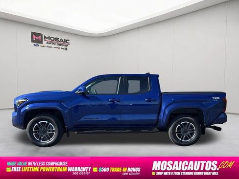 Used 2024 Toyota Tacoma TRD Sport AWD/4WD image 5