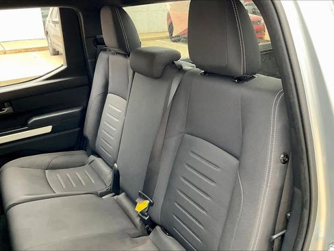 Used 2024 Toyota Tacoma TRD Off-Road image 19