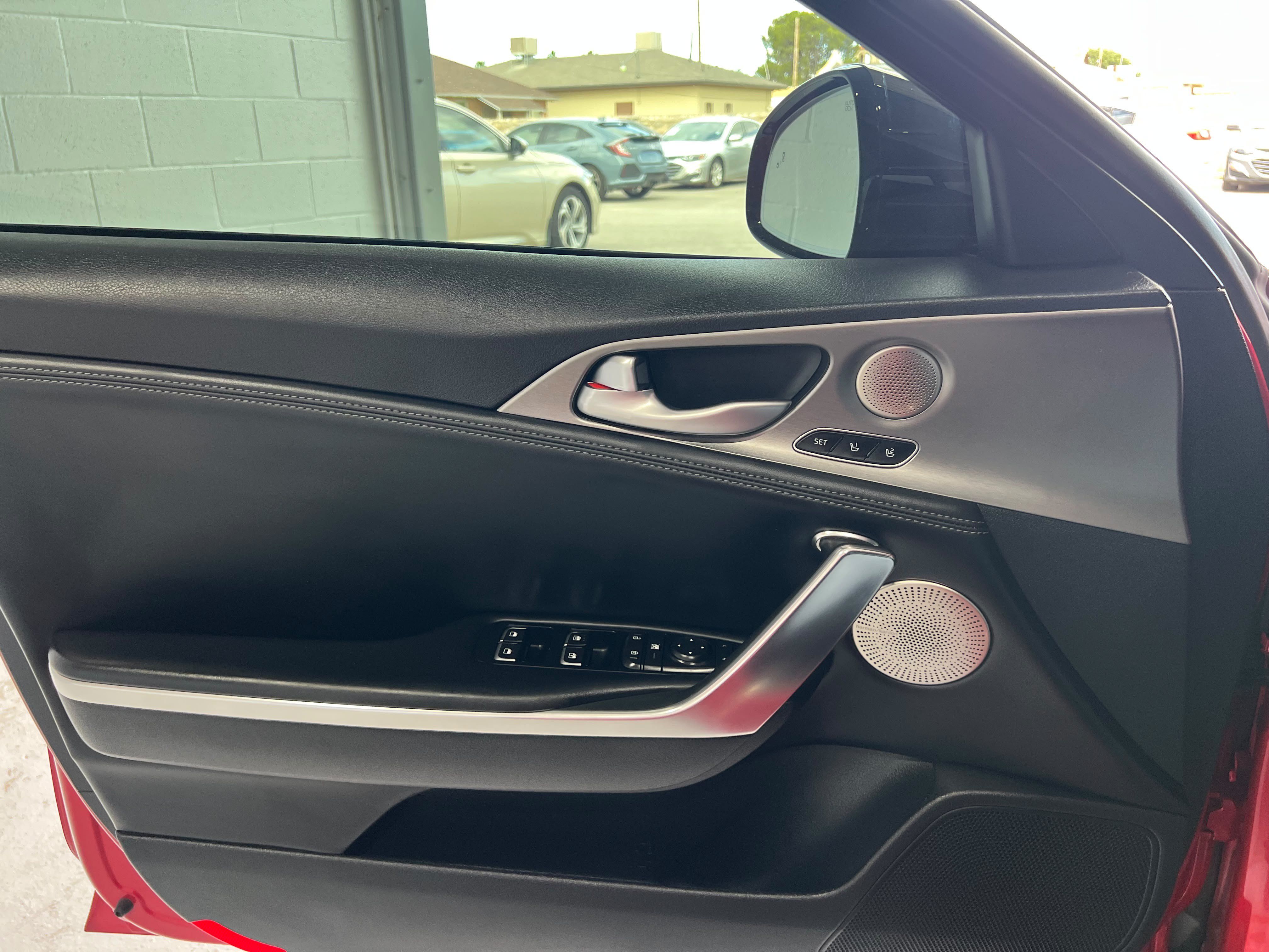 Used 2021 Kia Stinger GT2 RWD image 11