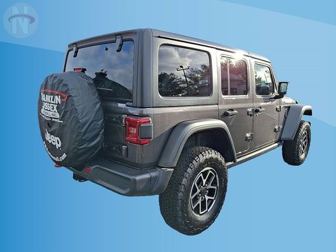 Used 2025 Jeep Wrangler Unlimited Rubicon w/ Safety Group AWD/4WD image 12