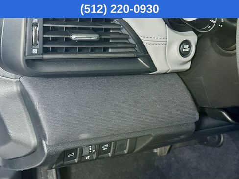 Certified 2025 Subaru Outback Premium AWD/4WD image 11
