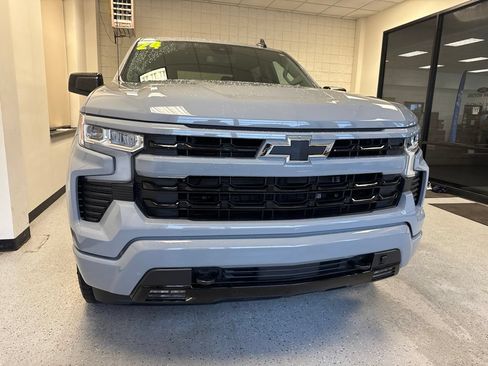 Used 2024 Chevrolet Silverado 1500 RST w/ Z71 Off-Road Package AWD/4WD image 34