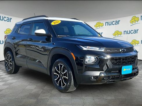 Used 2022 Chevrolet TrailBlazer ACTIV w/ Technology Package image 1