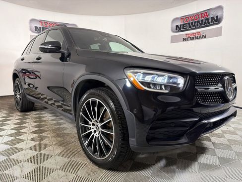 Used 2022 Mercedes-Benz GLC 300 image 1
