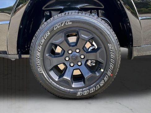 New 2026 RAM 1500 Big Horn AWD/4WD image 31