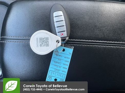 Used 2025 Nissan Sentra SV FWD image 16