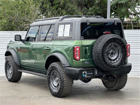 Used 2024 Ford Bronco Outer Banks AWD/4WD image 3