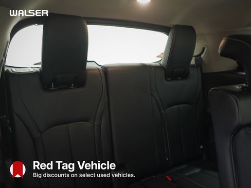 Used 2023 INFINITI QX60 Luxe AWD/4WD image 12