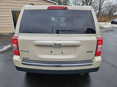 Used 2017 Jeep Patriot High Altitude image 8