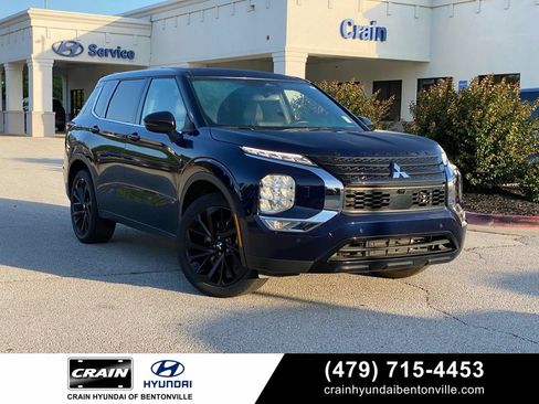 Used 2022 Mitsubishi Outlander SE AWD/4WD image 1