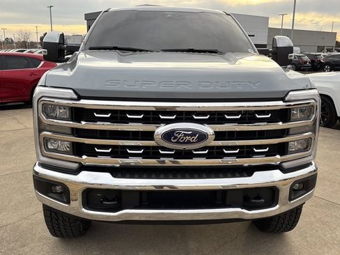 Used 2026 Ford F250 Lariat w/ FX4 Off-Road Package image 10