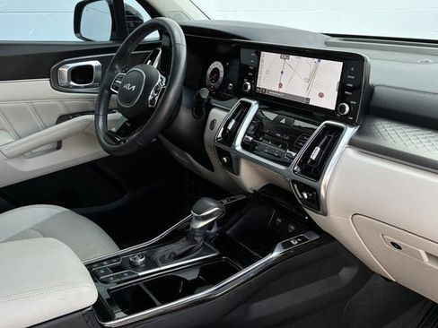 Used 2023 Kia Sorento SX FWD image 20