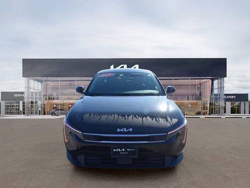 New 2025 Kia K4 FWD image 9