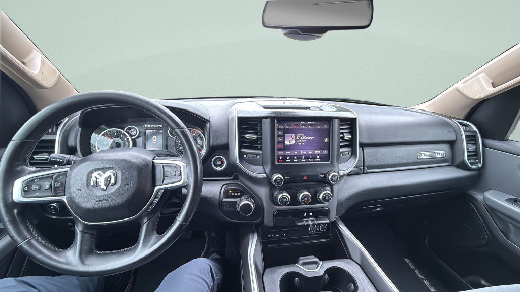 Used 2019 RAM 1500 Big Horn RWD image 3