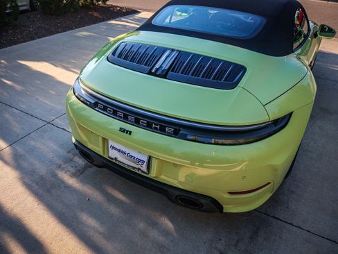 Used 2025 Porsche 911 Carrera image 11