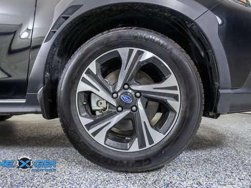 Used 2025 Subaru Crosstrek 2.5i Premium w/ Crosstrek Mirror Package AWD/4WD image 43