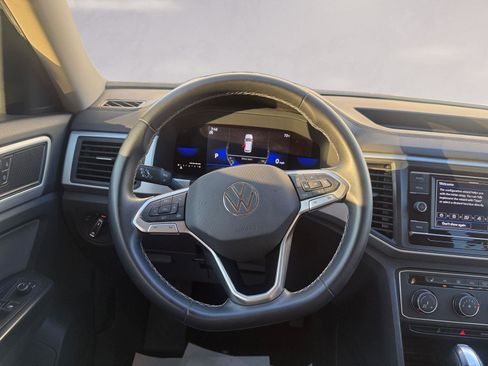 Used 2022 Volkswagen Atlas SE FWD image 12