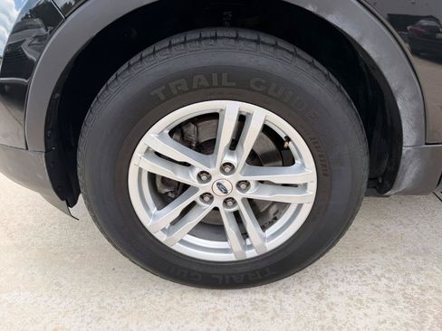Used 2013 Ford Explorer XLT FWD image 14