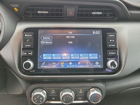 Used 2024 Nissan Kicks SV w/ Interior Electronics Package FWD image 15