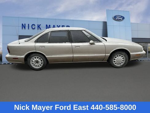 Used 1997 Oldsmobile 88 Royale LS image 8