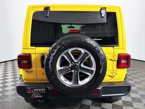 Used 2019 Jeep Wrangler Unlimited Sahara w/ Cold Weather Group image 6