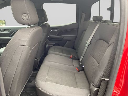 Used 2023 Chevrolet Colorado LT w/ LT Convenience Package II AWD/4WD image 19