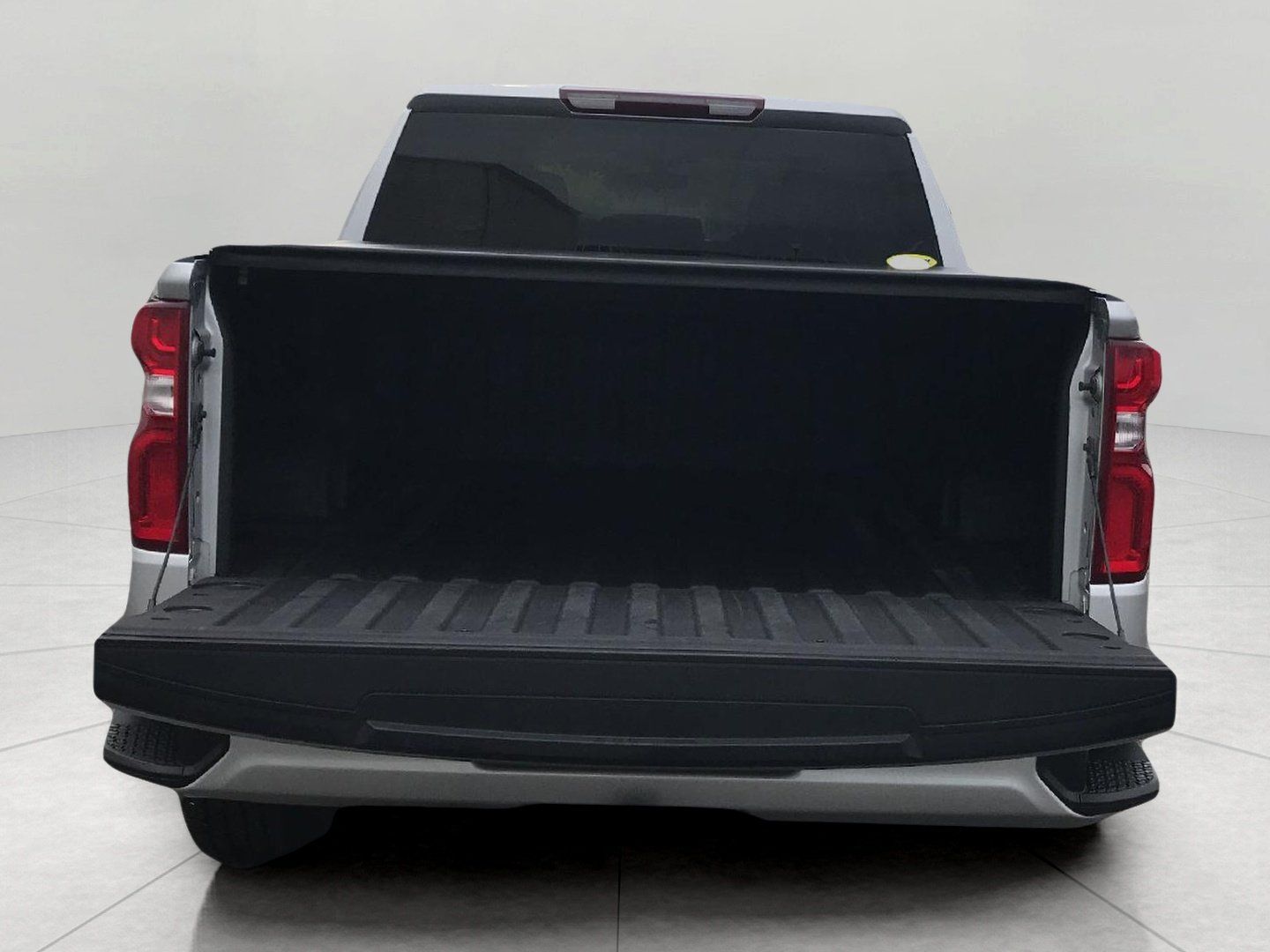 Used 2020 Chevrolet Silverado 1500 Custom w/ Custom Convenience Package AWD/4WD image 12