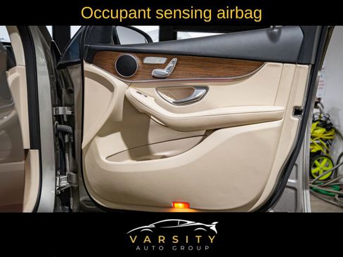 Used 2021 Mercedes-Benz GLC 300 GLC 300 image 27