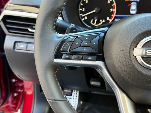 Used 2023 Nissan Altima 2.5 SR w/ SR Premium Package image 25