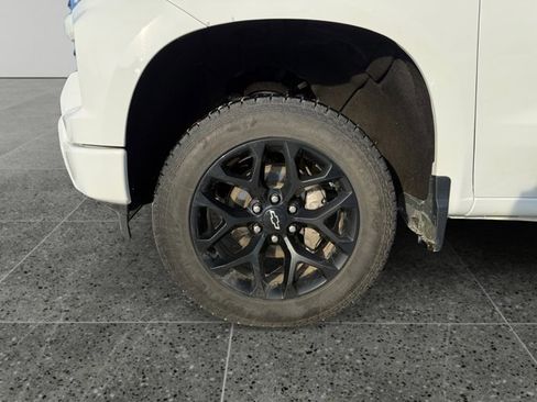 Certified 2022 Chevrolet Silverado 1500 RST w/ Z71 Off-Road Package image 14