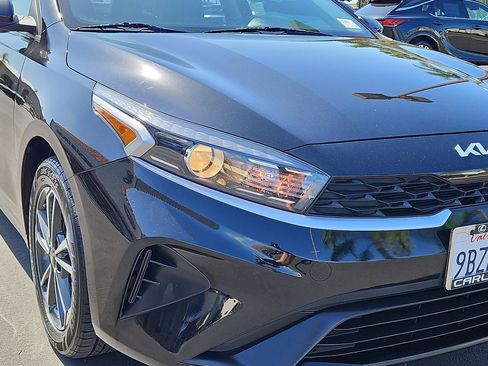 Used 2022 Kia Forte LXS image 11