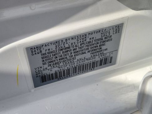 Certified 2022 Nissan Sentra SV FWD image 31