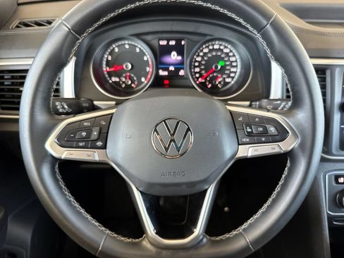 Used 2021 Volkswagen Atlas Cross Sport SE FWD image 22