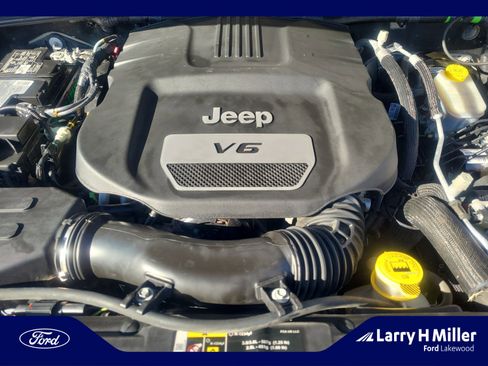 Used 2017 Jeep Wrangler Sport image 23