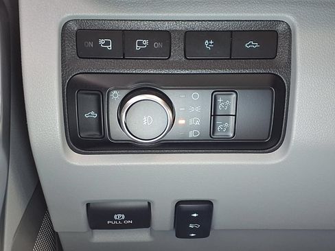 Used 2024 Ford F250 Limited w/ FX4 Off-Road Package AWD/4WD image 23