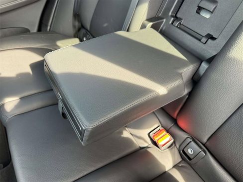 Certified 2023 Volvo XC60 B5 Plus image 10