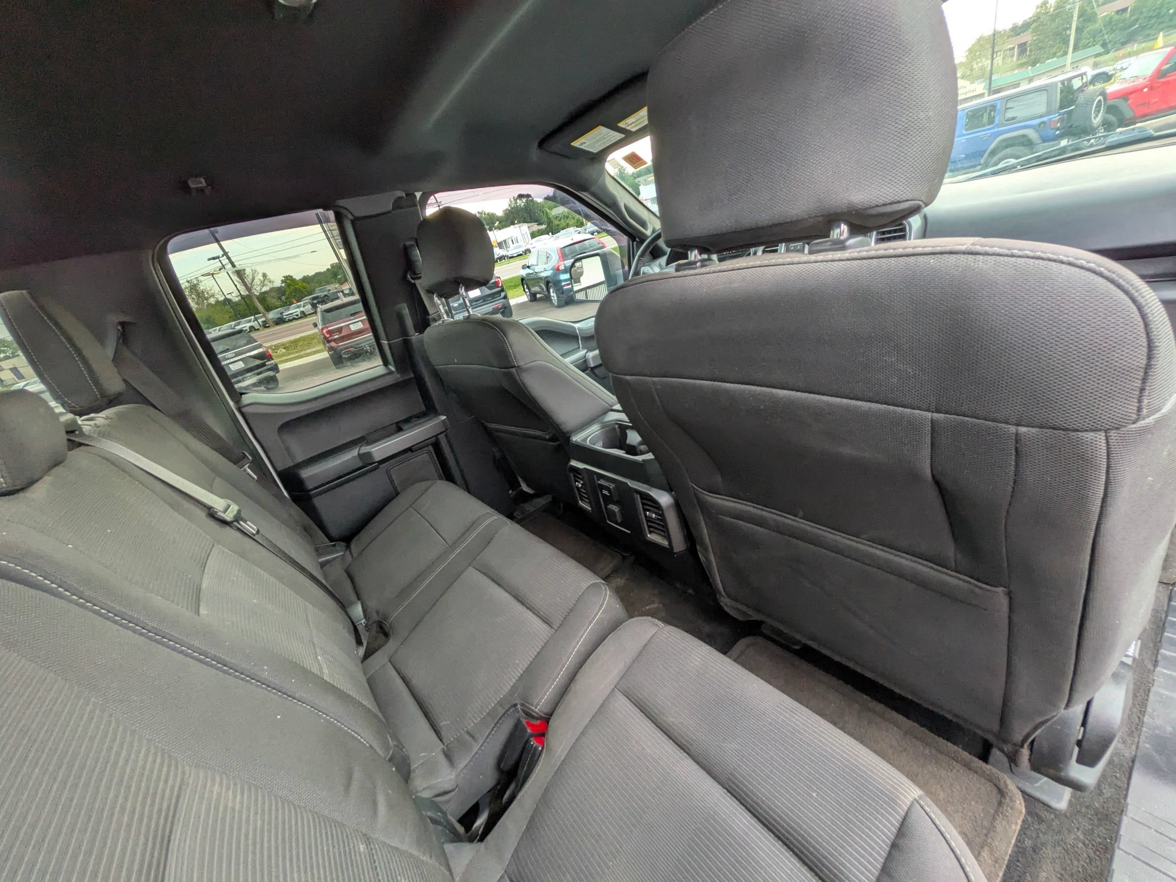 Used 2015 Ford F150 XLT w/ Equipment Group 301A Mid AWD/4WD image 39