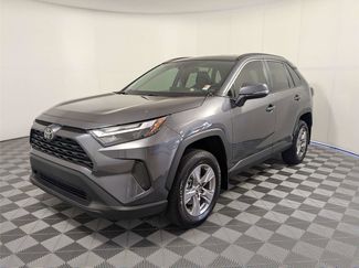 Used 2024 Toyota RAV4 XLE video 2