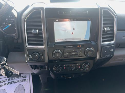 Used 2017 Ford F250 XLT w/ XLT Premium Package image 18