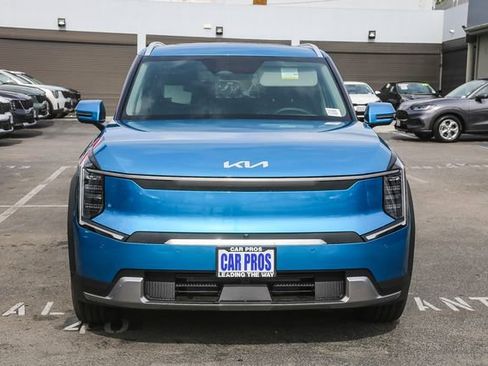 New 2026 Kia EV9 Wind image 3