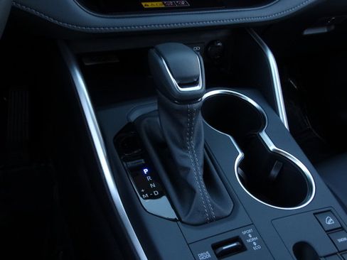 New 2026 Toyota Highlander XSE image 24