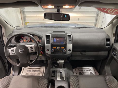 Used 2019 Nissan Frontier PRO-4X image 4