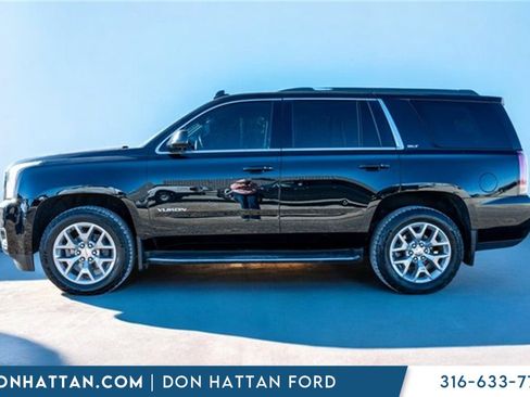 Used 2018 GMC Yukon SLT w/ HD Trailering Package image 2