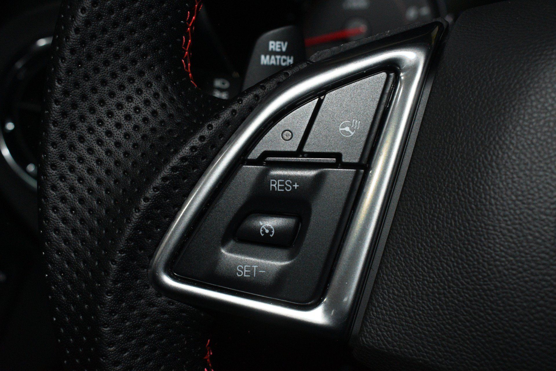 Used 2020 Chevrolet Camaro ZL1 RWD image 29